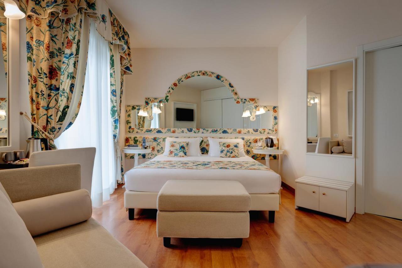 לידו די ג'סולו Hotel Cavalieri Palace & Suites מראה חיצוני תמונה