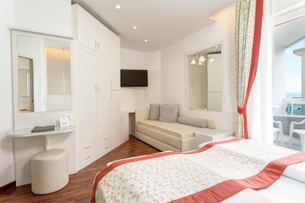 לידו די ג'סולו Hotel Cavalieri Palace & Suites מראה חיצוני תמונה