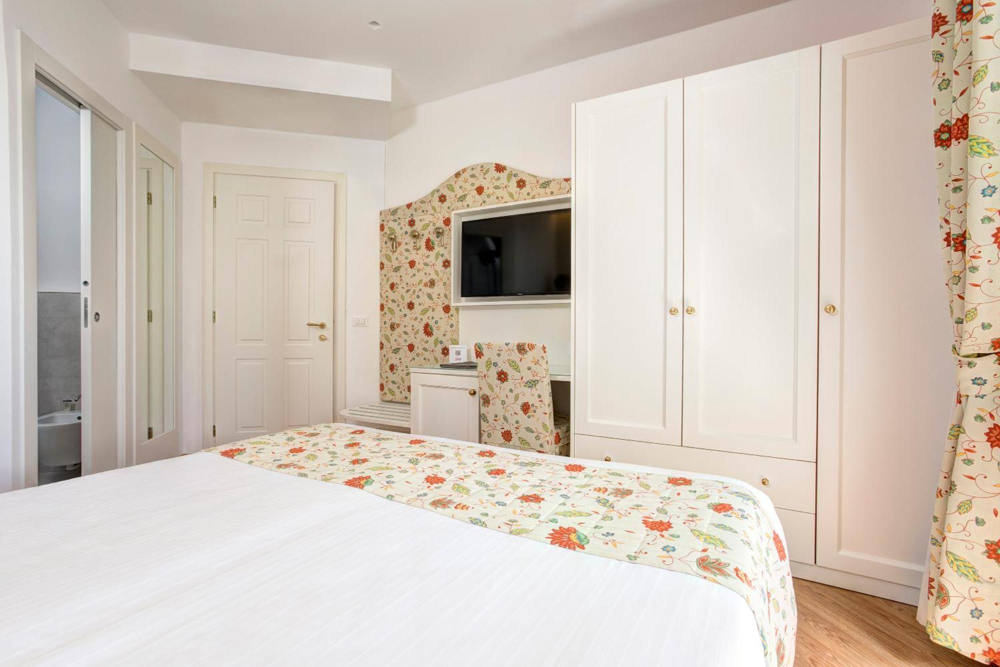 לידו די ג'סולו Hotel Cavalieri Palace & Suites מראה חיצוני תמונה